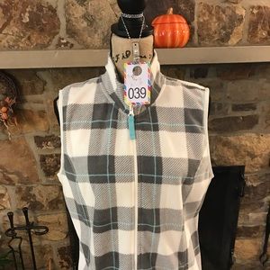 Made For Life, Fleece Zip Up Vest